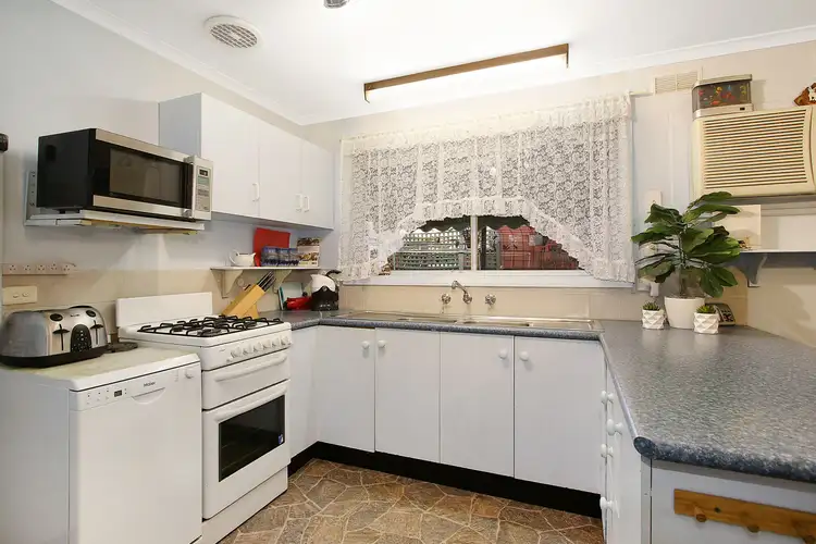 Fourth view of Homely townhouse listing, 1/29 Gayview Drive, West Wodonga VIC 3690