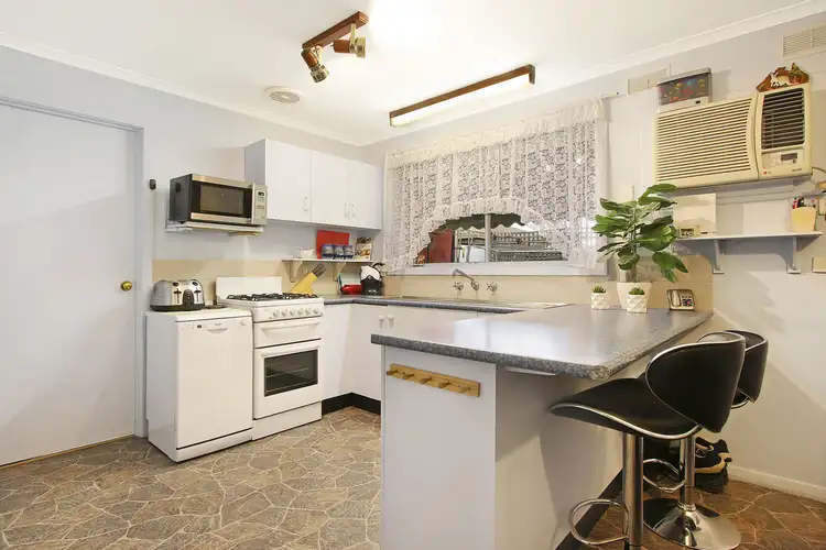 Fifth view of Homely townhouse listing, 1/29 Gayview Drive, West Wodonga VIC 3690