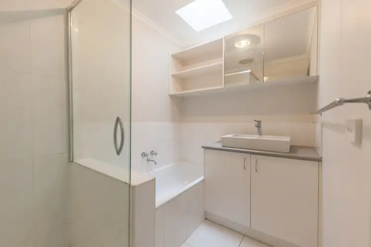 Sixth view of Homely unit listing, 2/8 Conifer Close, Yarrawonga VIC 3730