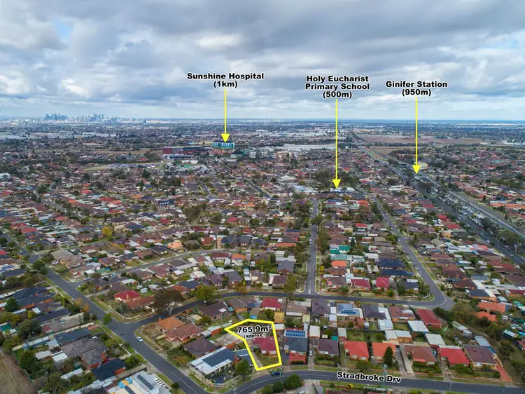 Fourth view of Homely house listing, 22 Stradbroke Drive, St Albans VIC 3021