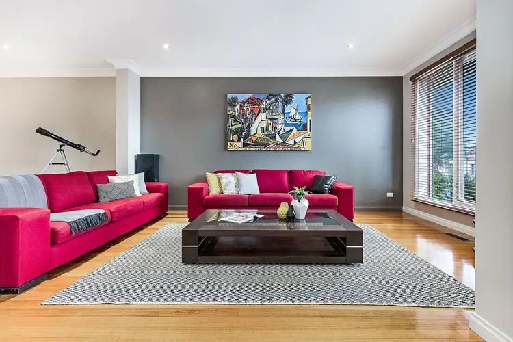 Second view of Homely townhouse listing, 2/20 Therese Avenue, Mount Waverley VIC 3149