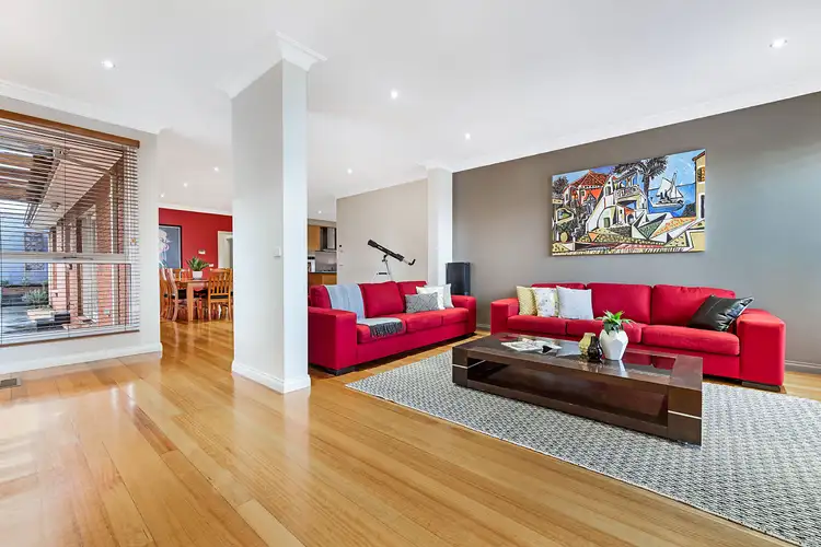 Fourth view of Homely townhouse listing, 2/20 Therese Avenue, Mount Waverley VIC 3149