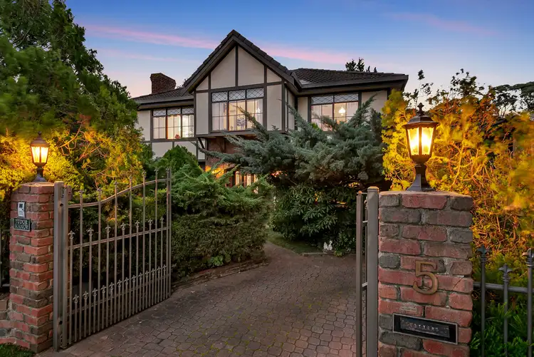 5 Lowry Court, Flagstaff Hill SA 5159