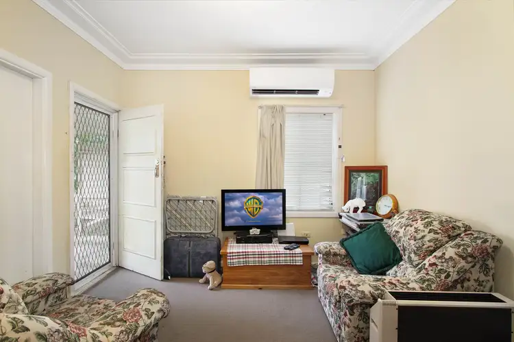 Second view of Homely unit listing, 3/23 Phillip Street, Tamworth NSW 2340