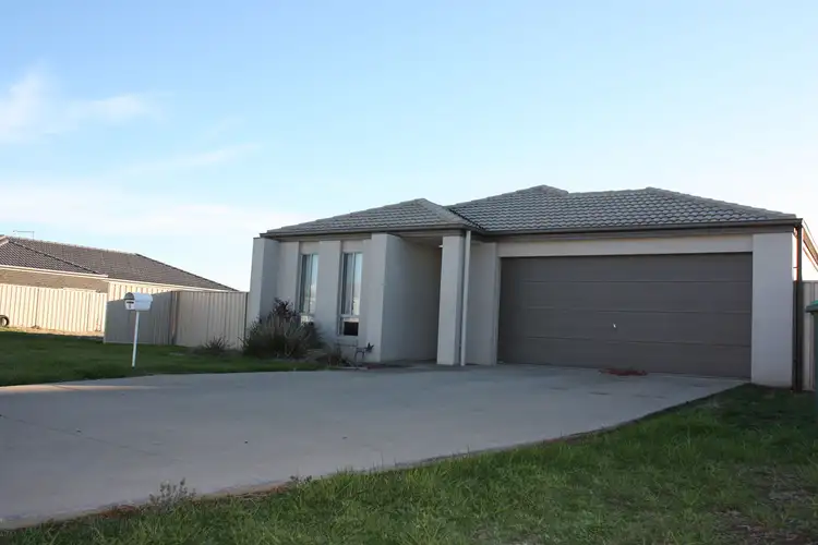5 Chisnall Street, Corowa NSW 2646