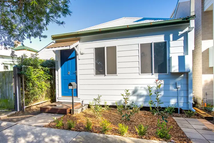 37 Gipps Street, Carrington NSW 2294