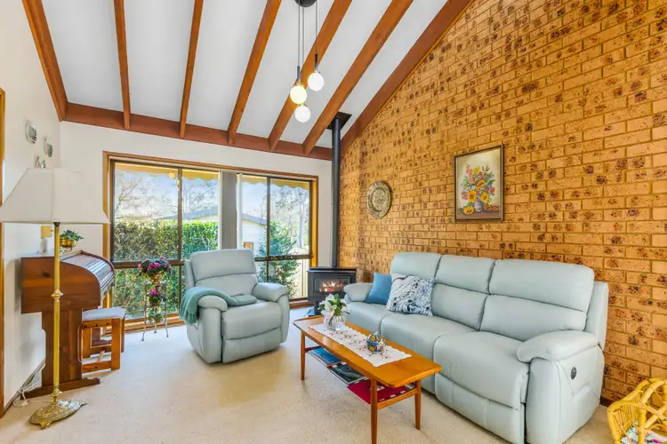 12 Raleigh Street, Albion Park NSW 2527