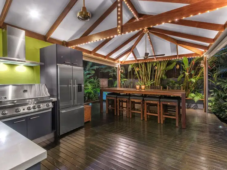 4 Westwood Street, Wavell Heights QLD 4012