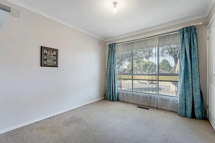 Fifth view of Homely house listing, 92 Hothlyn Drive, Craigieburn VIC 3064