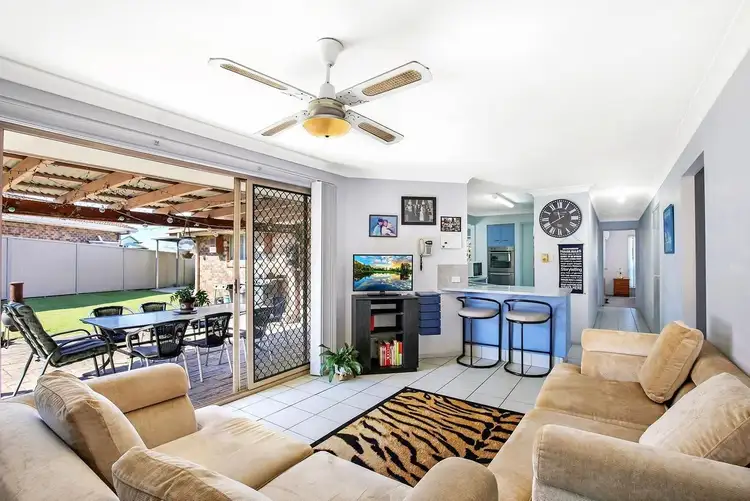 Fifth view of Homely house listing, 7 Colonsay Crescent, Merrimac QLD 4226