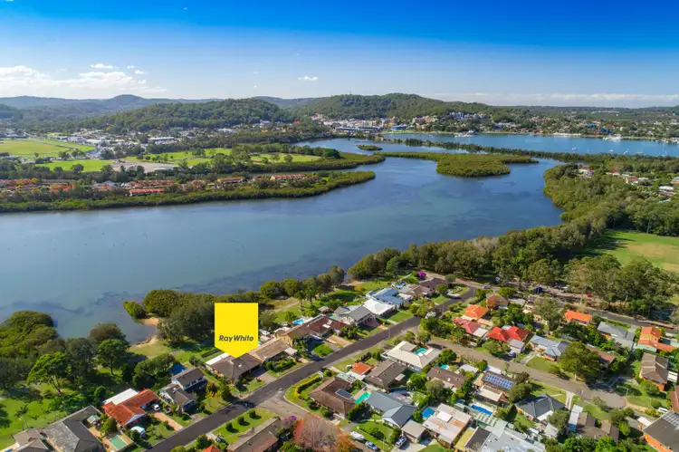 57 Bayline Drive, Point Clare NSW 2250