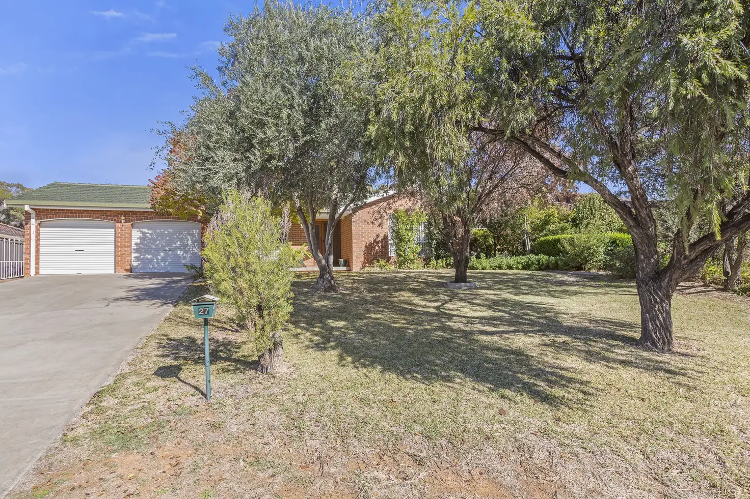 Main view of Homely house listing, 27 Windhover Crescent, Tamworth NSW 2340