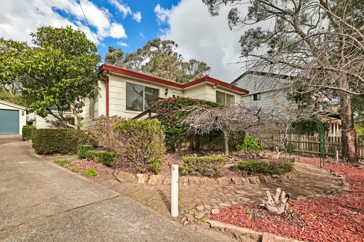 33 Hillier Avenue, Blackheath NSW 2785