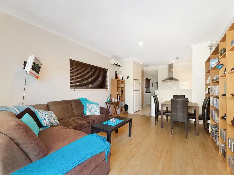 Fourth view of Homely unit listing, 2/41A William Street, Southport QLD 4215