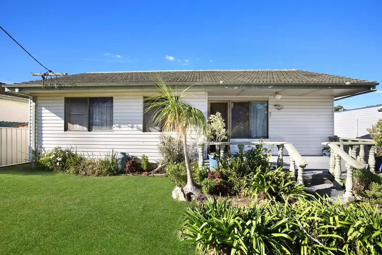 Main view of Homely house listing, 27 Cheshire Street, Berkeley NSW 2506