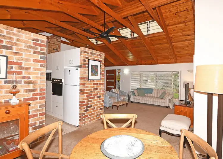 Seventh view of Homely house listing, 10 San Marco Court, Urangan QLD 4655