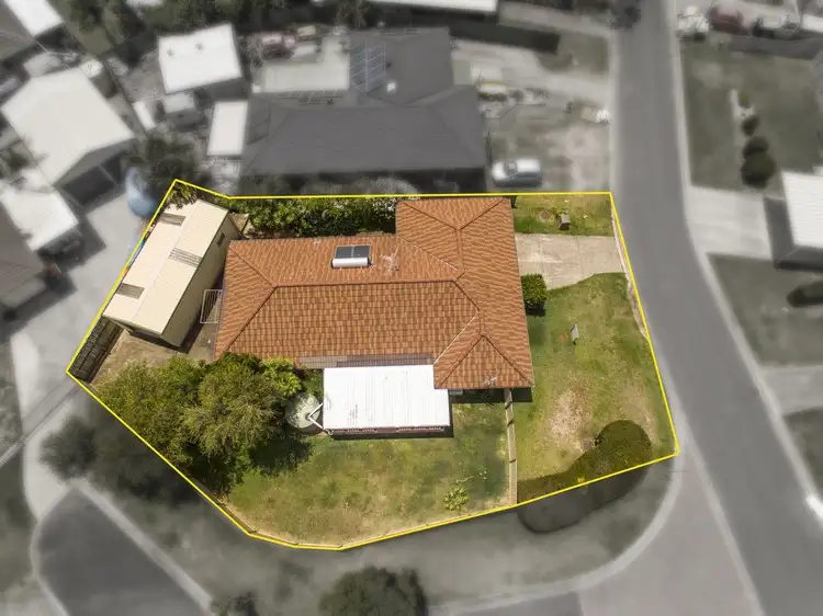 7 Barron Court, Hillcrest QLD 4118