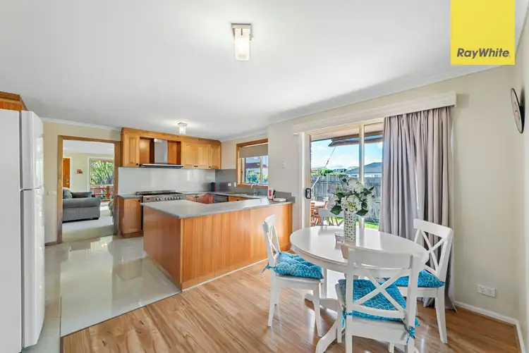 Fourth view of Homely house listing, 8 Rachel Court, Sydenham VIC 3037