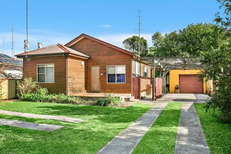 Second view of Homely house listing, 4 Duff Parade, East Corrimal NSW 2518