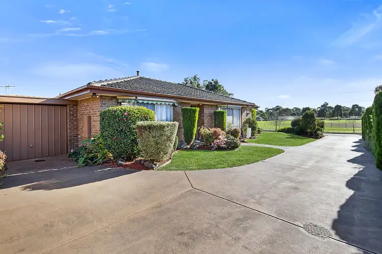 1/8 Madeline Street, Glen Waverley VIC 3150