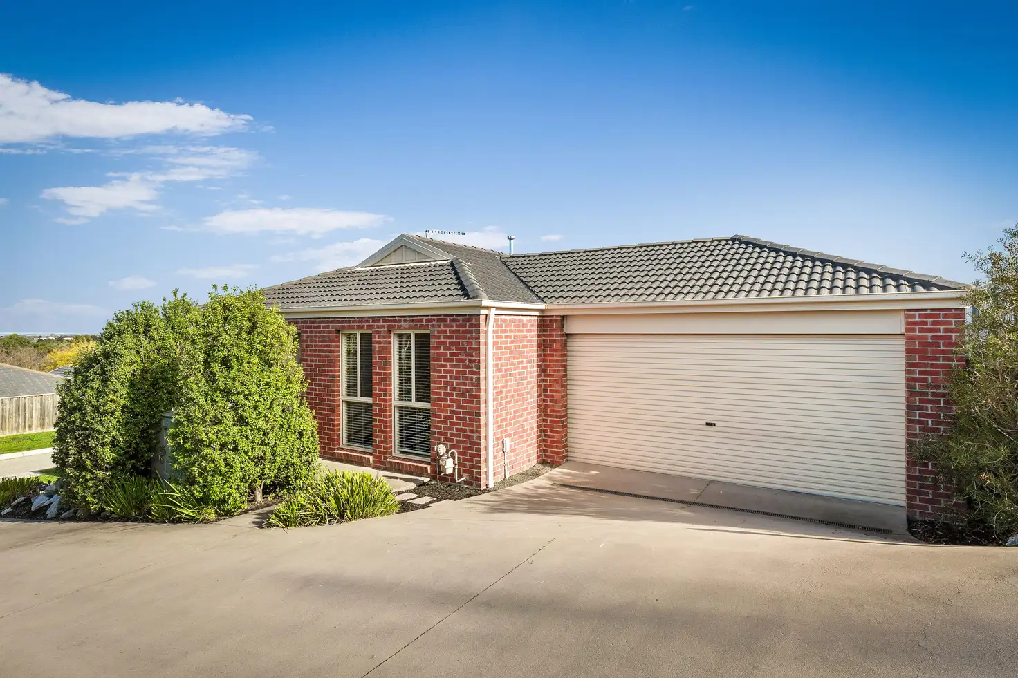 Main view of Homely unit listing, 1/8 McClenaghan Place, Pakenham VIC 3810
