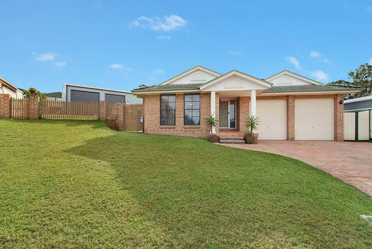 6 Crown Close, Rutherford NSW 2320