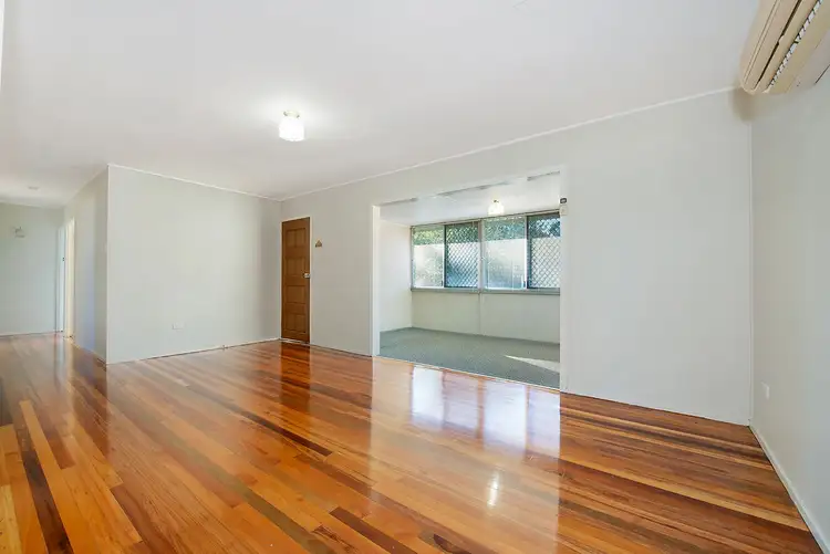 7 Doon Street, Kallangur QLD 4503