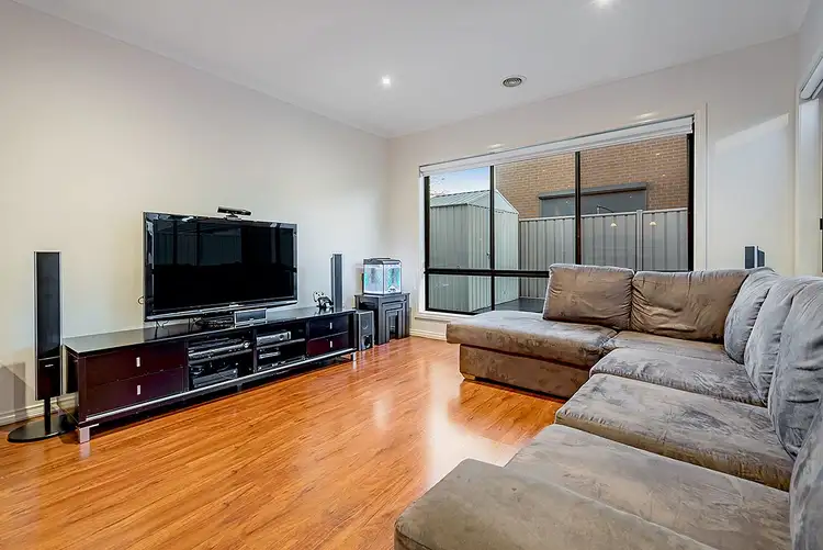 Seventh view of Homely house listing, 23 Discovery Close, Craigieburn VIC 3064