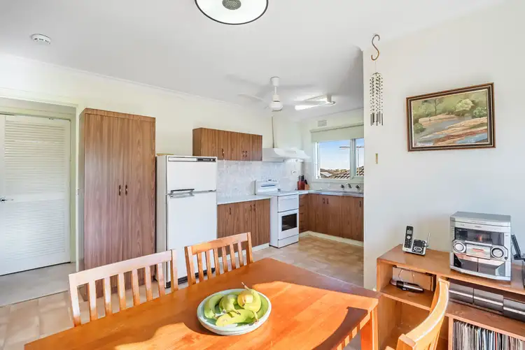 Sixth view of Homely unit listing, 4/54 St Vigeons Road, Reservoir VIC 3073