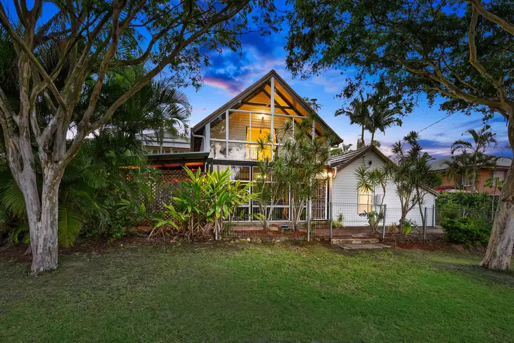 102 Martindale Street, Corinda QLD 4075