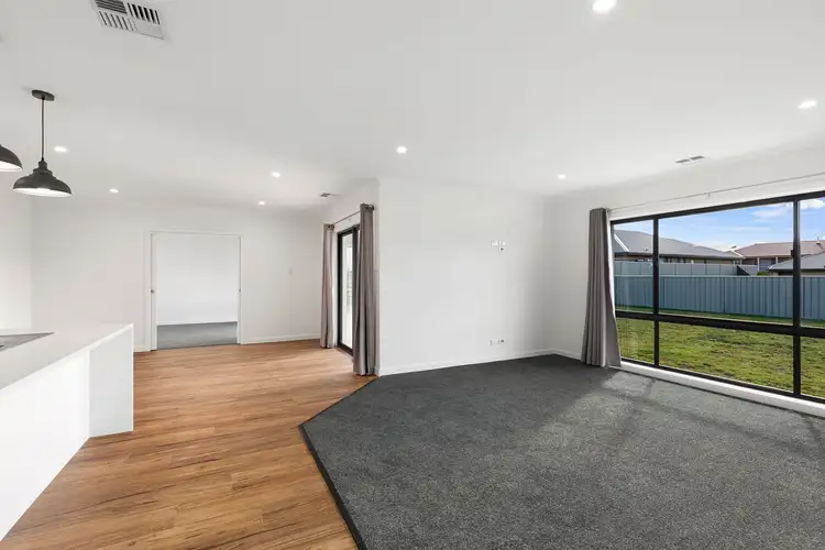 Sixth view of Homely house listing, 4 Coolum Close, Worrolong SA 5291