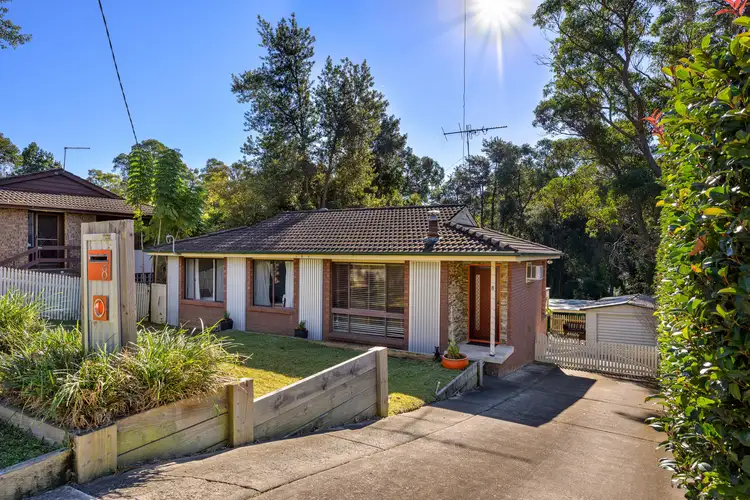 8 Linnet Street, Winmalee NSW 2777