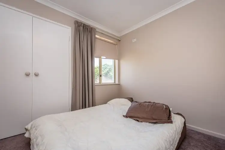 Seventh view of Homely house listing, 5 Mallee Court, Mount Tarcoola WA 6530