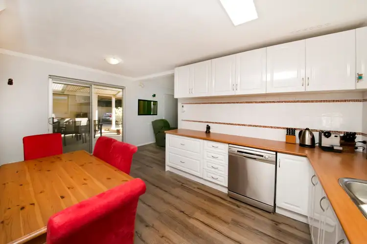 Seventh view of Homely house listing, 6 Okewood Place, Morley WA 6062
