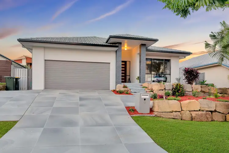 6 Starush Court, Upper Coomera QLD 4209