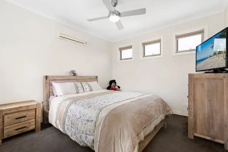 Fifth view of Homely house listing, 4/20 Reefton Court, South Morang VIC 3752