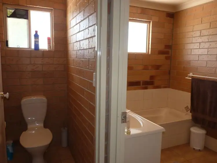 Seventh view of Homely block of units listing, 32-34 KENNY Lane, St George QLD 4487