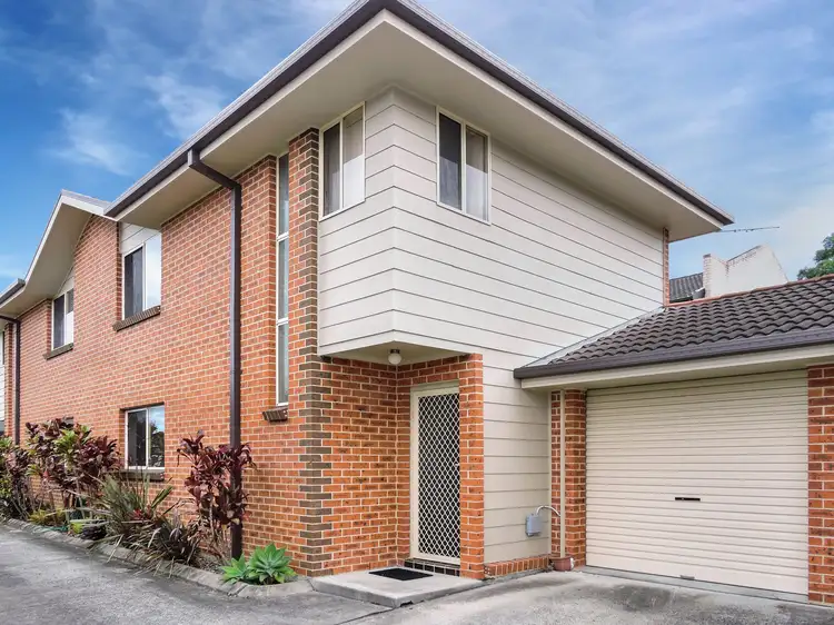 2/44 Wattle Street, East Gosford NSW 2250