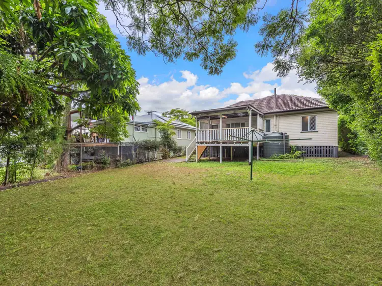 17 Goolara Street