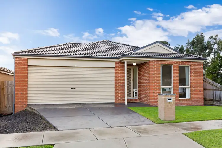 Main view of Homely unit listing, 31 Shakespeare Court, Drouin VIC 3818