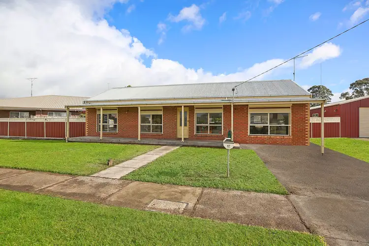 67 Victoria Street, Cobden VIC 3266