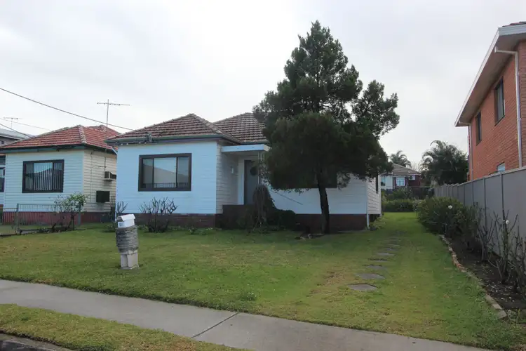54 Lombard Street, Fairfield West NSW 2165