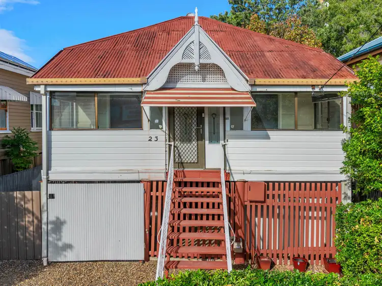 23 Deshon Street, Woolloongabba QLD 4102