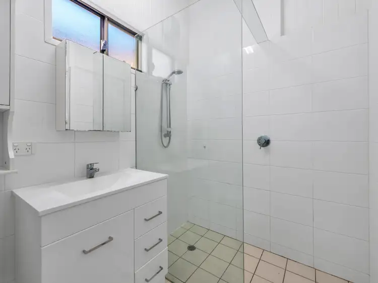 Fifth view of Homely house listing, 23 Deshon Street, Woolloongabba QLD 4102