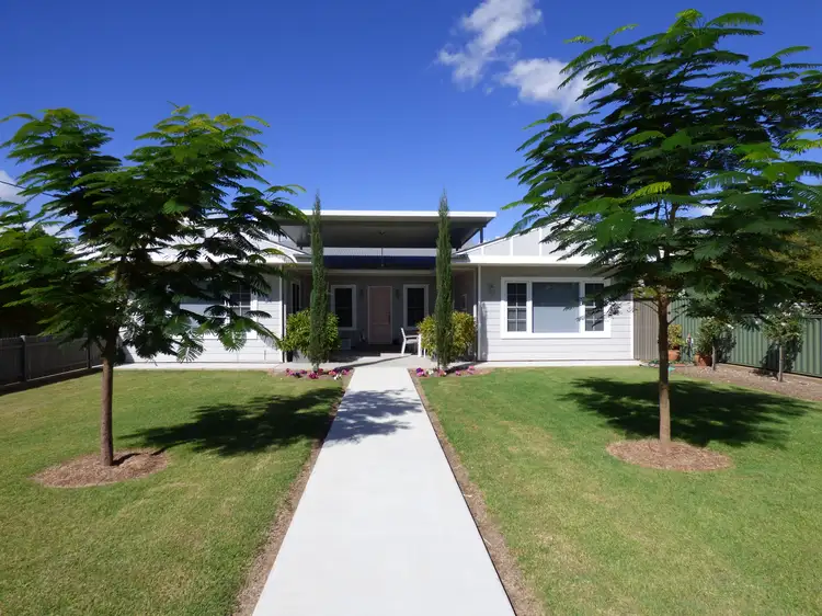 54 St Georges Terrace, St George QLD 4487