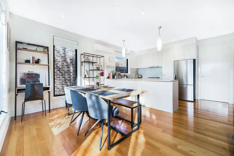 Fourth view of Homely townhouse listing, 2/401 Highbury Road, Burwood VIC 3125