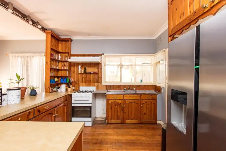 Fourth view of Homely house listing, 220 Walnut Avenue, Mildura VIC 3500