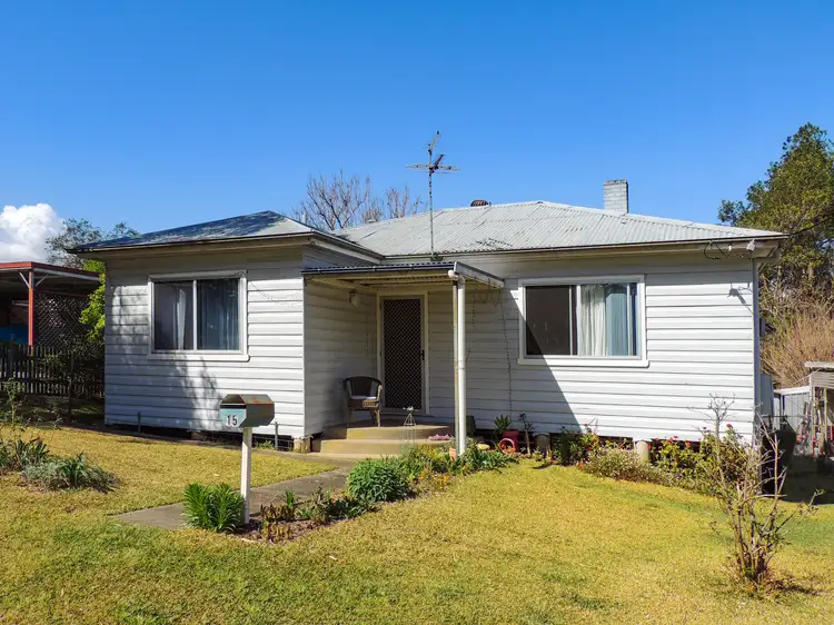 15 Cook Street, Gloucester NSW 2422