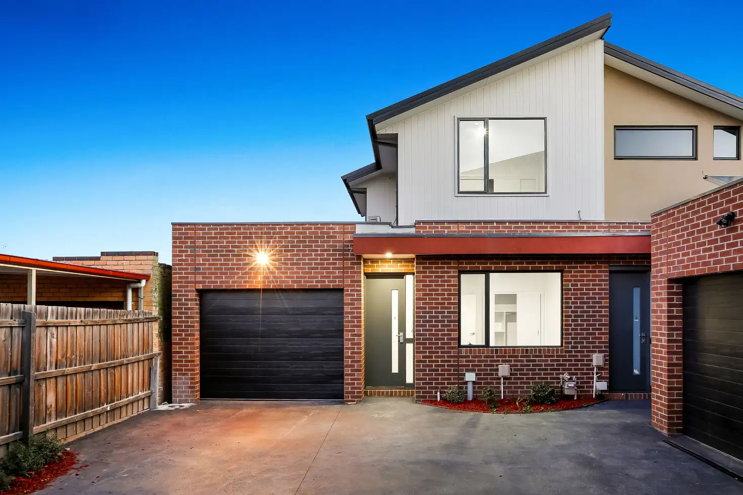 Main view of Homely townhouse listing, 2/113 Glenroy Road, Glenroy VIC 3046