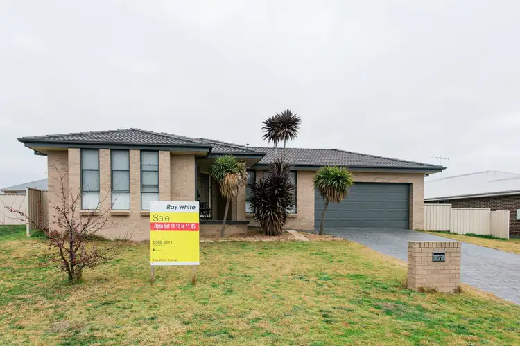 21 Diamond Drive, Orange NSW 2800
